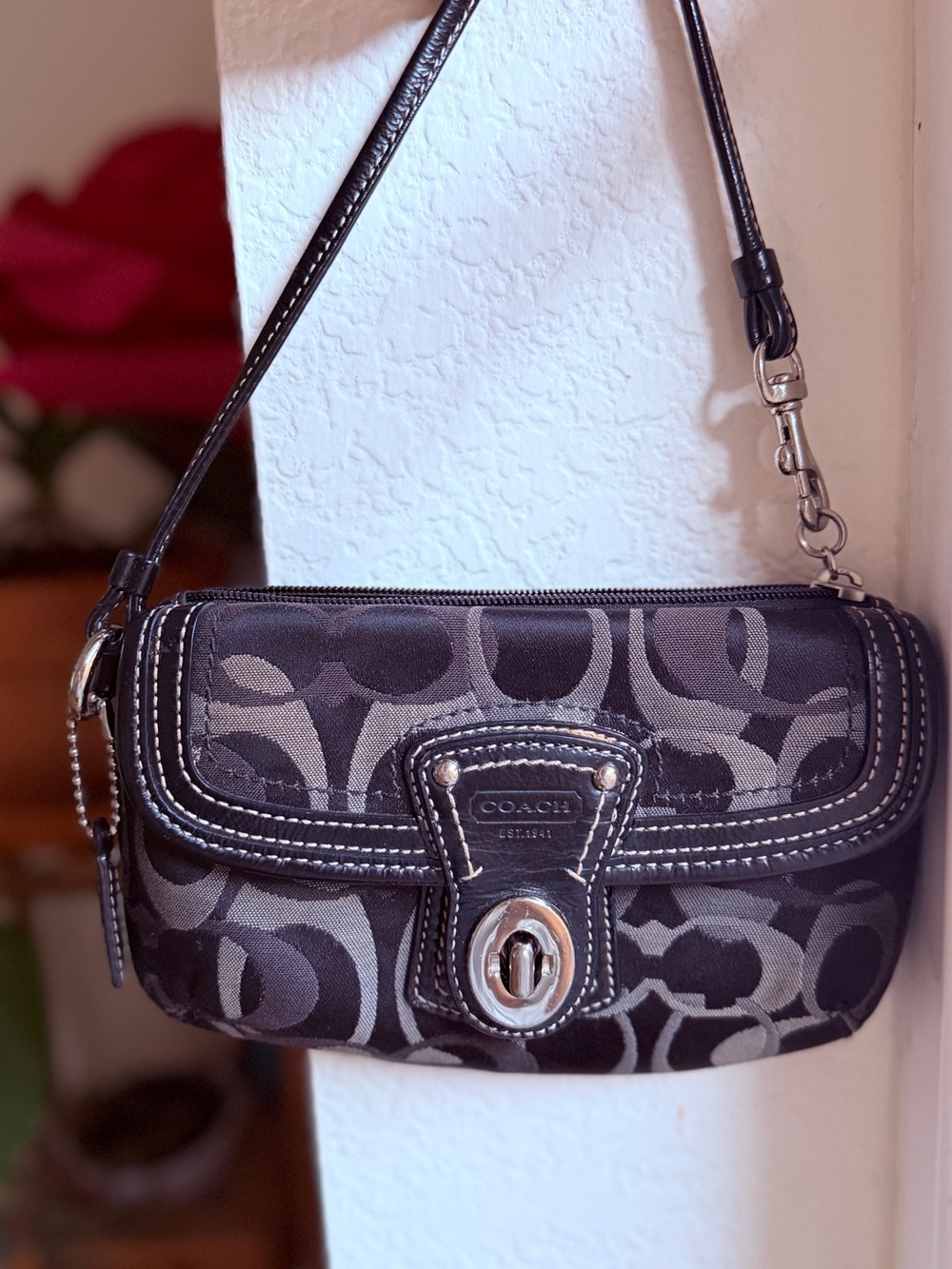 Vintage Y2K Coach Legacy Black & Gray Signature Jacquard Wristlet